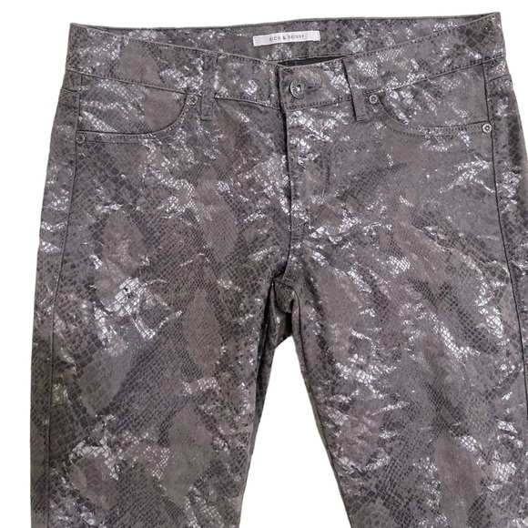 Rich & Skinny metallic gray python animal print skinny jean low rise size 28 - Picture 3 of 6